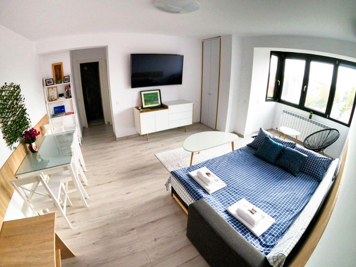 Splendid View Apartment ซูชาวา ภายนอก รูปภาพ