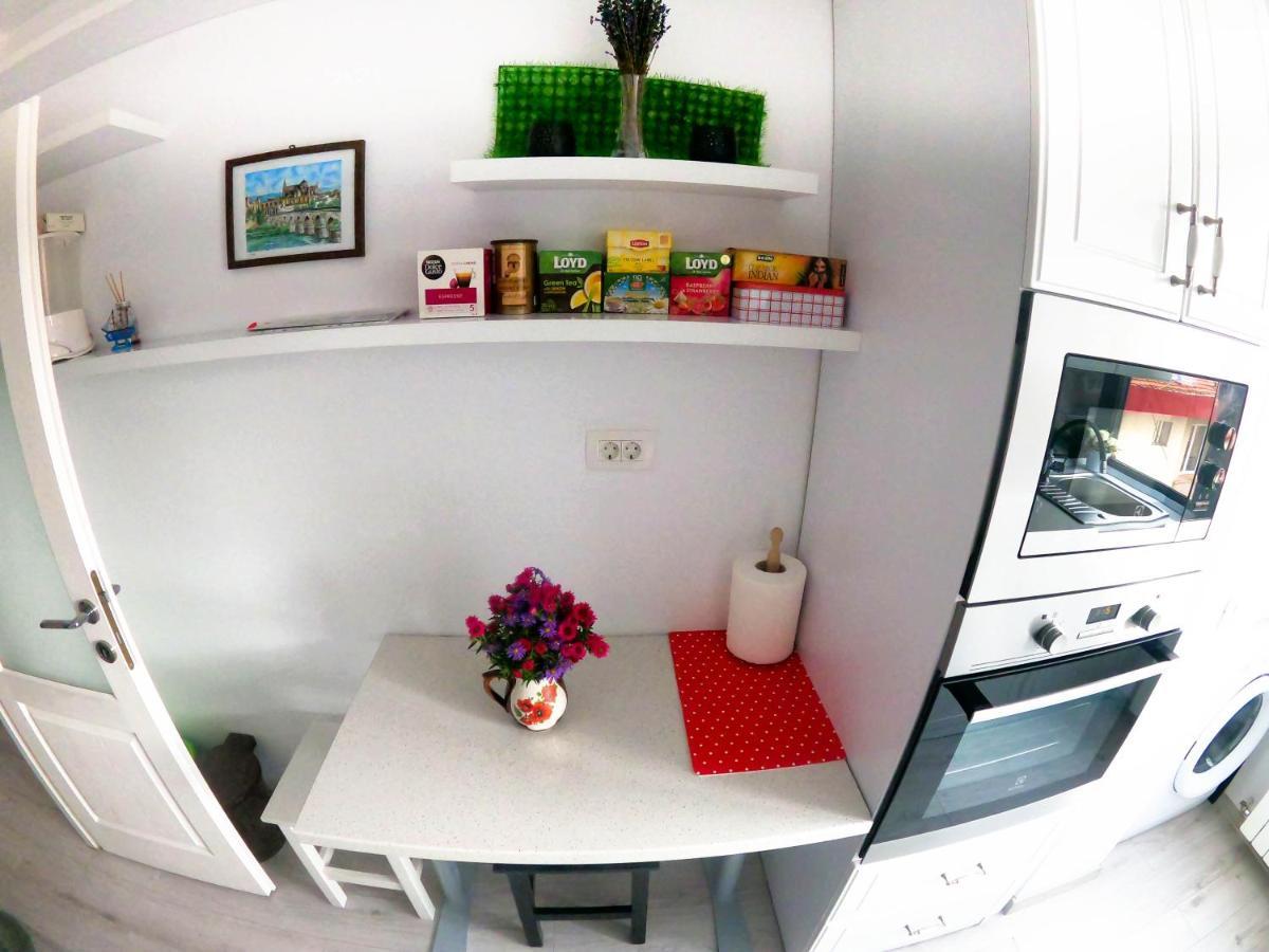 Splendid View Apartment ซูชาวา ภายนอก รูปภาพ